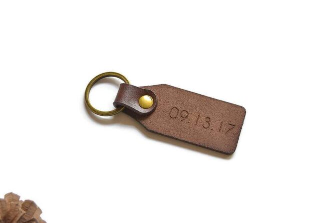 Leather key tag TA 035-5