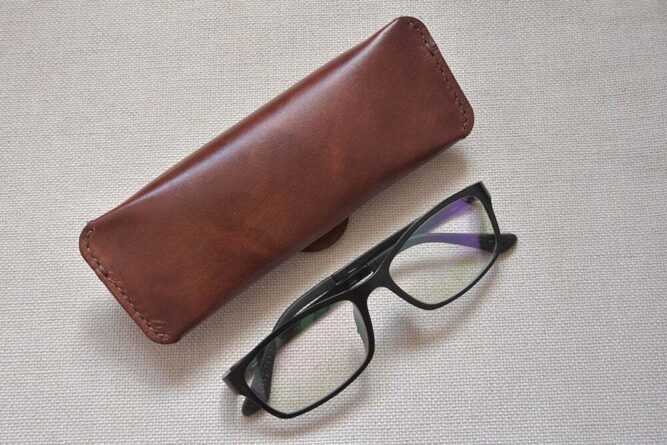 Leather glasses case TA 037-4