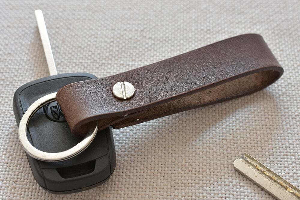 Leather keyring TA 042-1
